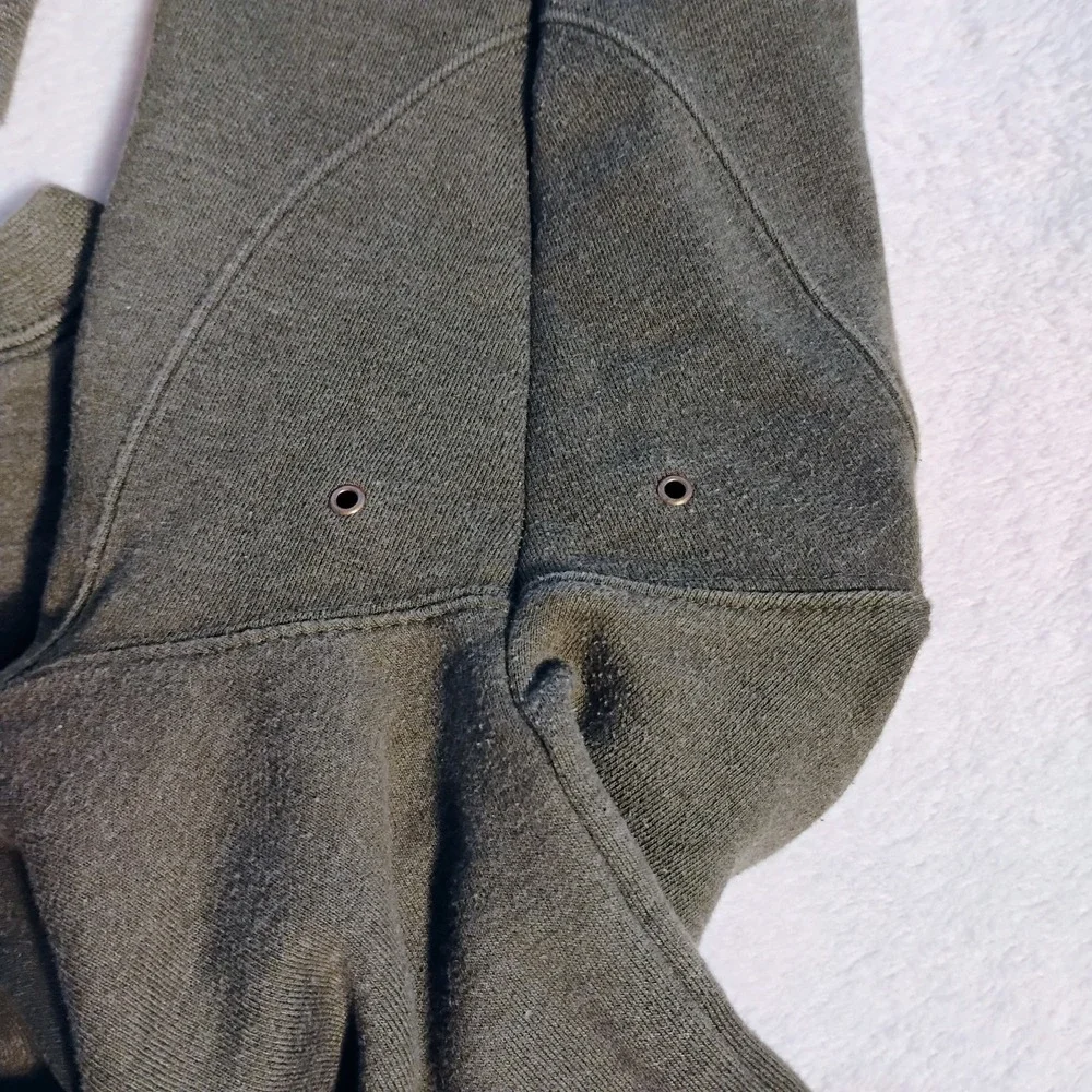 St Johns Bay Pullover Knit Sweater Mens Large Olive Green Crewneck Long Sleeve